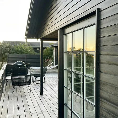 Σπίτι διακοπών Summerhouse With Sea View In South Funen *
