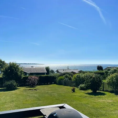 Σπίτι διακοπών Summerhouse With Sea View In South Funen Fåborg