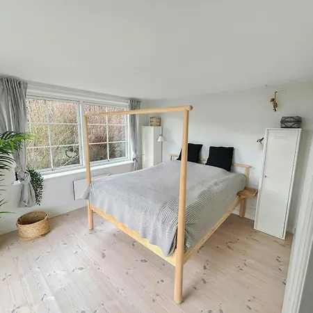 Σπίτι διακοπών Summerhouse With Sea View In South Funen