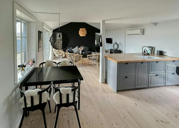 Summerhouse With Sea View In South Funen *